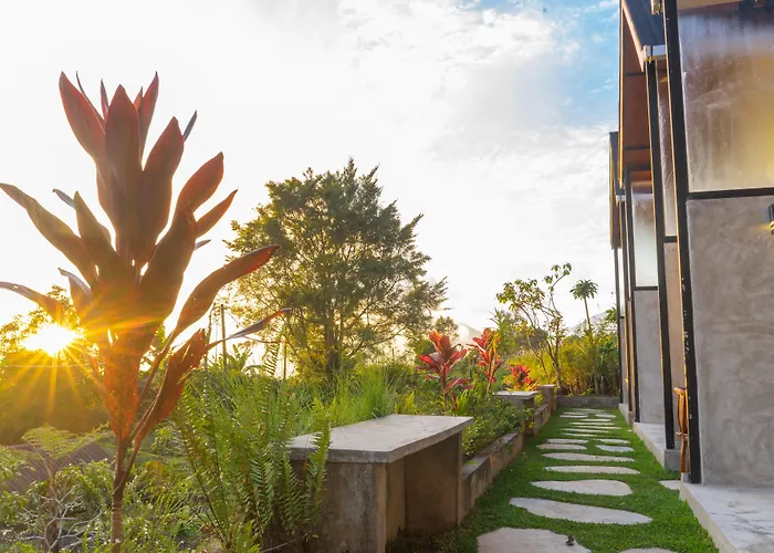 Mountain Peak Hotel 3*